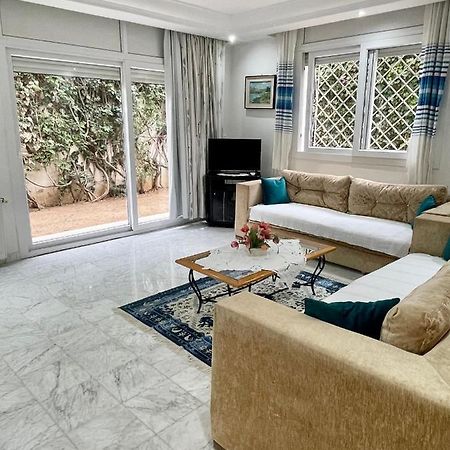 Etage De Villa Avec Jardin, Pres De L'Aireport Et Parking Prive Ariana Eksteriør billede