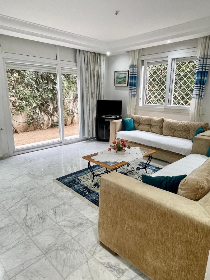 Etage De Villa Avec Jardin, Pres De L'Aireport Et Parking Prive Ariana Eksteriør billede