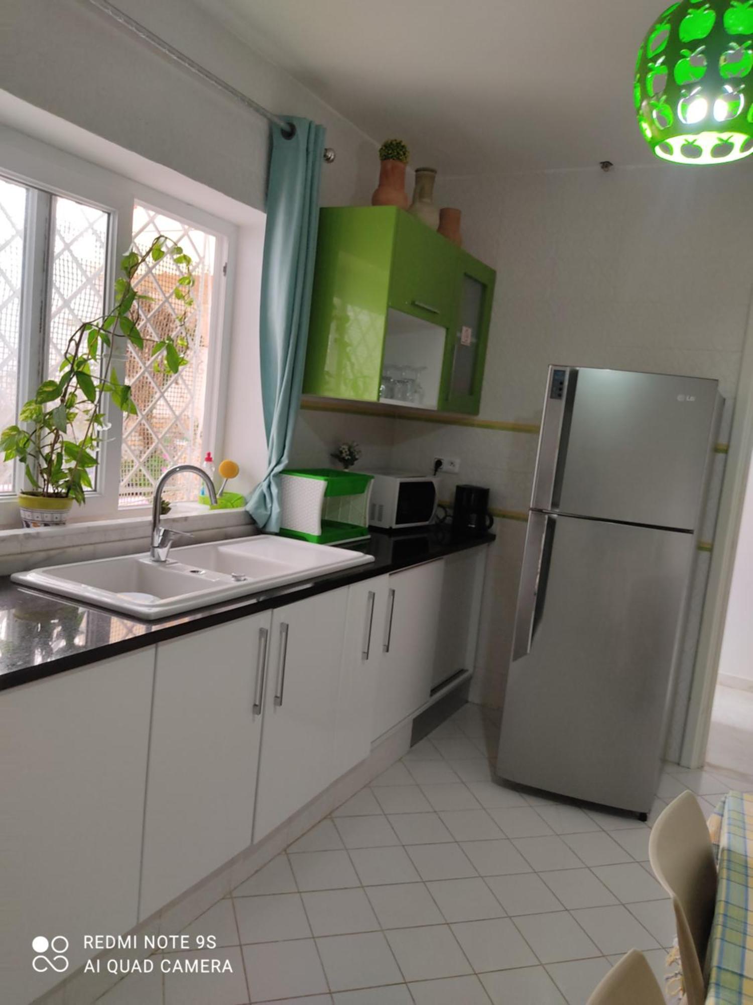 Etage De Villa Avec Jardin, Pres De L'Aireport Et Parking Prive Ariana Eksteriør billede