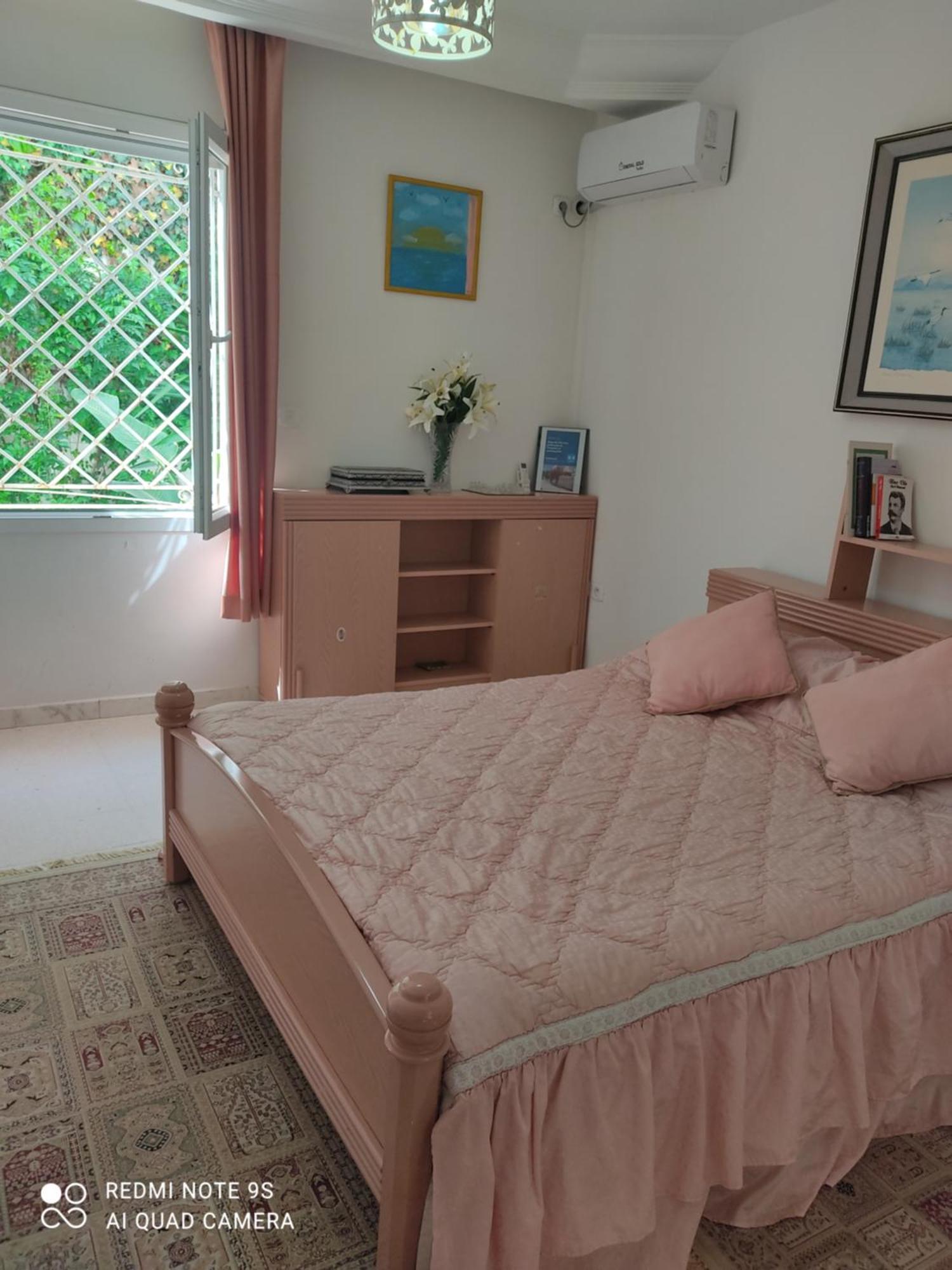 Etage De Villa Avec Jardin, Pres De L'Aireport Et Parking Prive Ariana Eksteriør billede