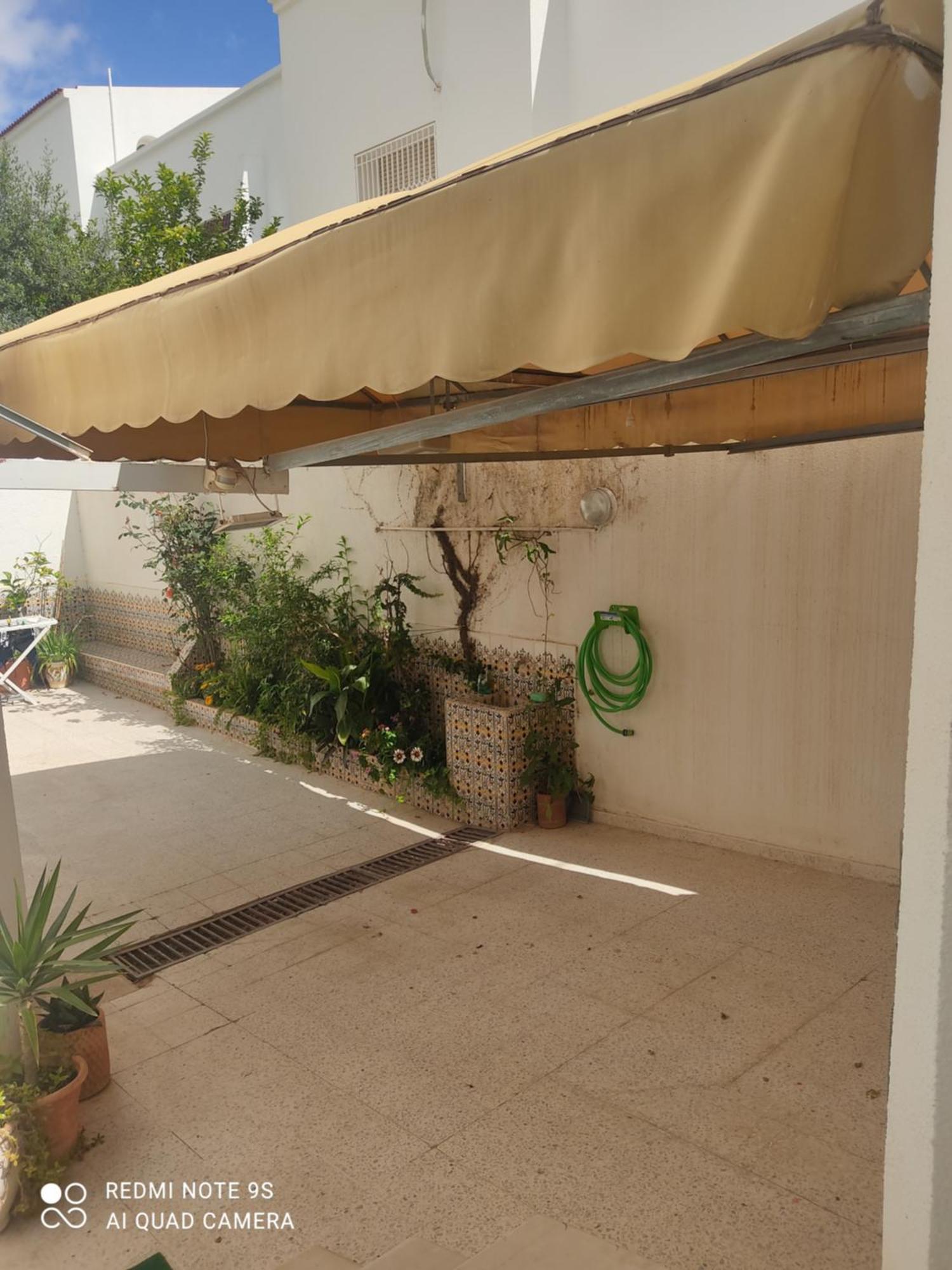 Etage De Villa Avec Jardin, Pres De L'Aireport Et Parking Prive Ariana Eksteriør billede