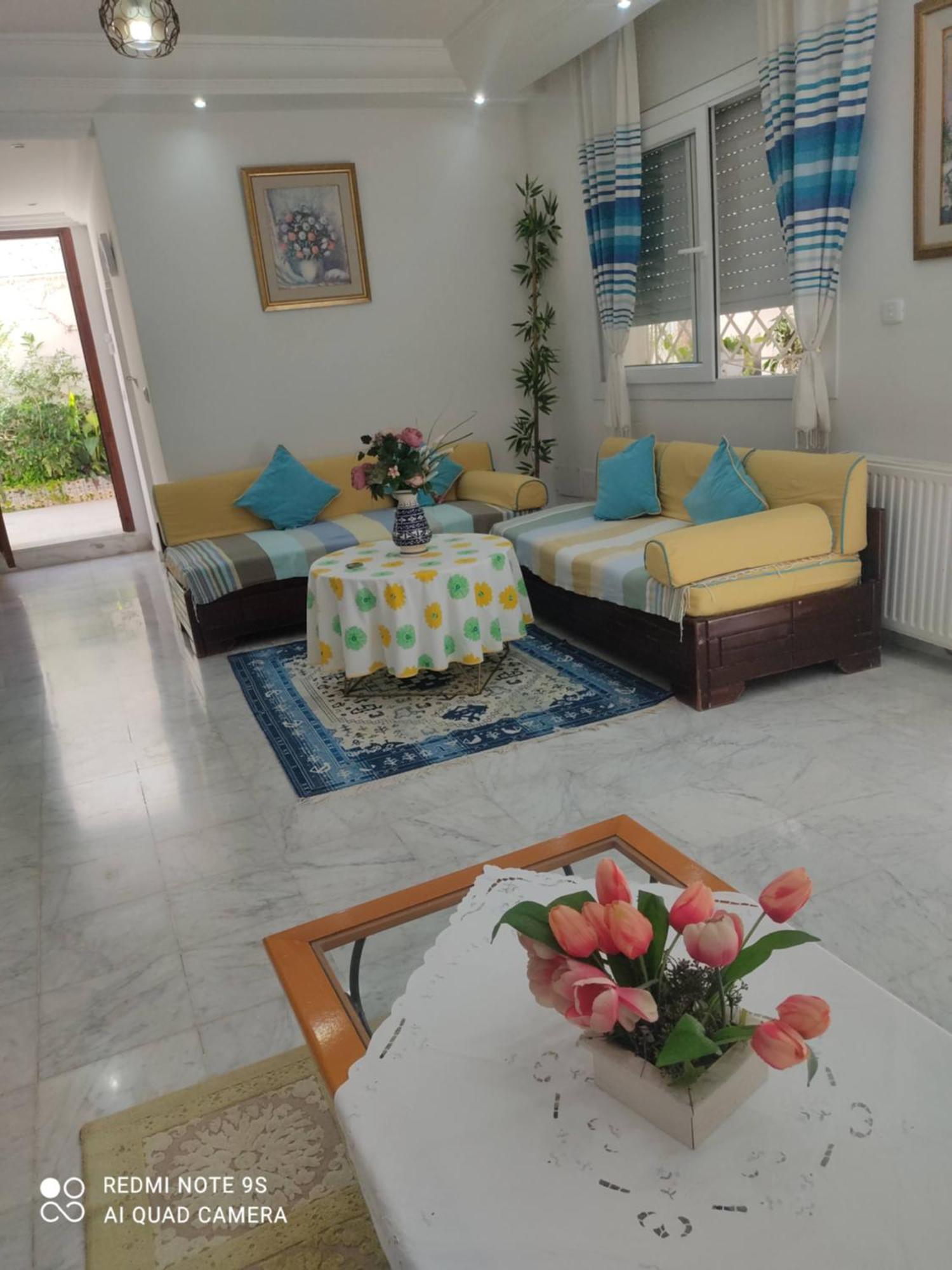 Etage De Villa Avec Jardin, Pres De L'Aireport Et Parking Prive Ariana Eksteriør billede