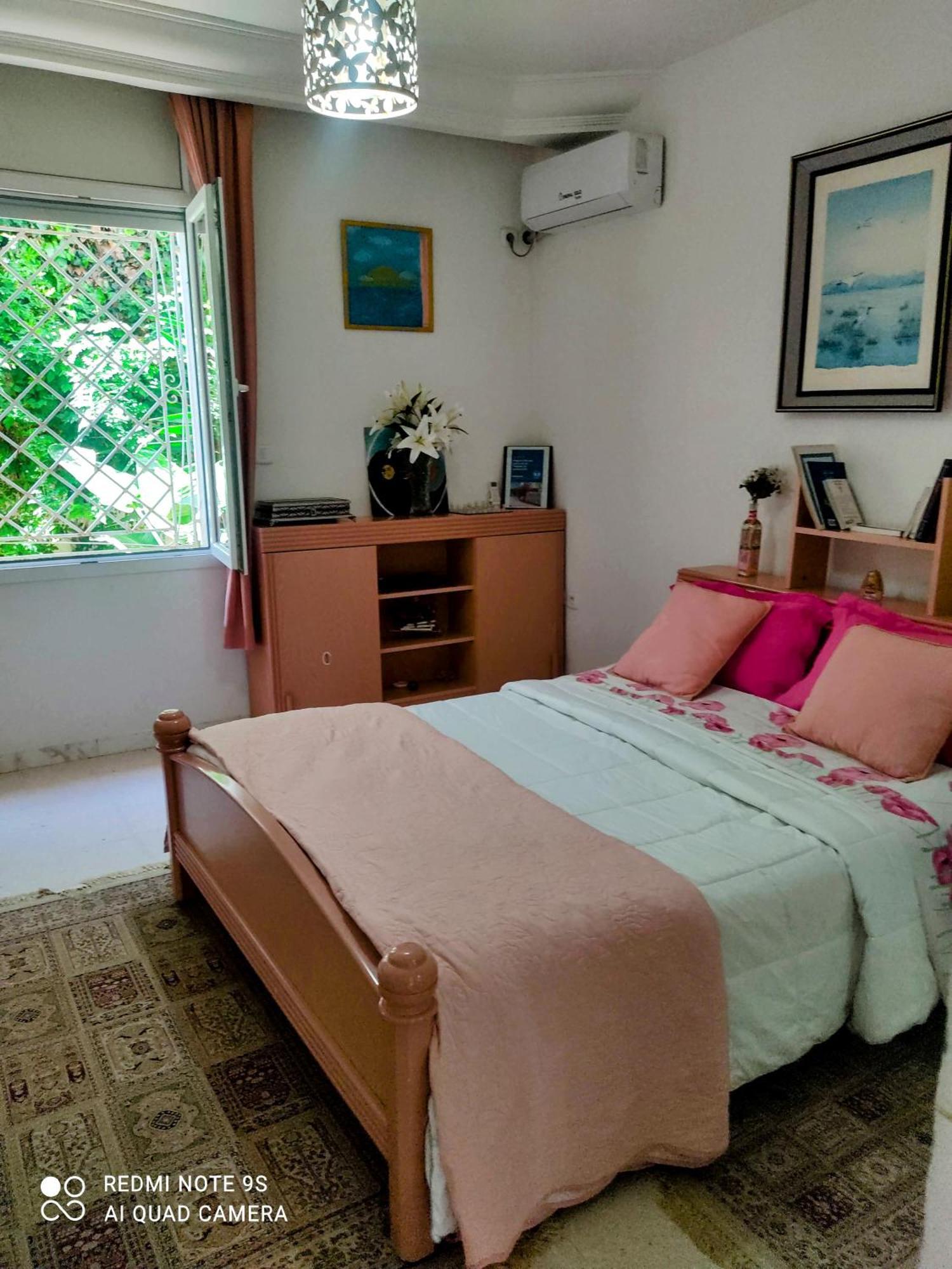 Etage De Villa Avec Jardin, Pres De L'Aireport Et Parking Prive Ariana Eksteriør billede